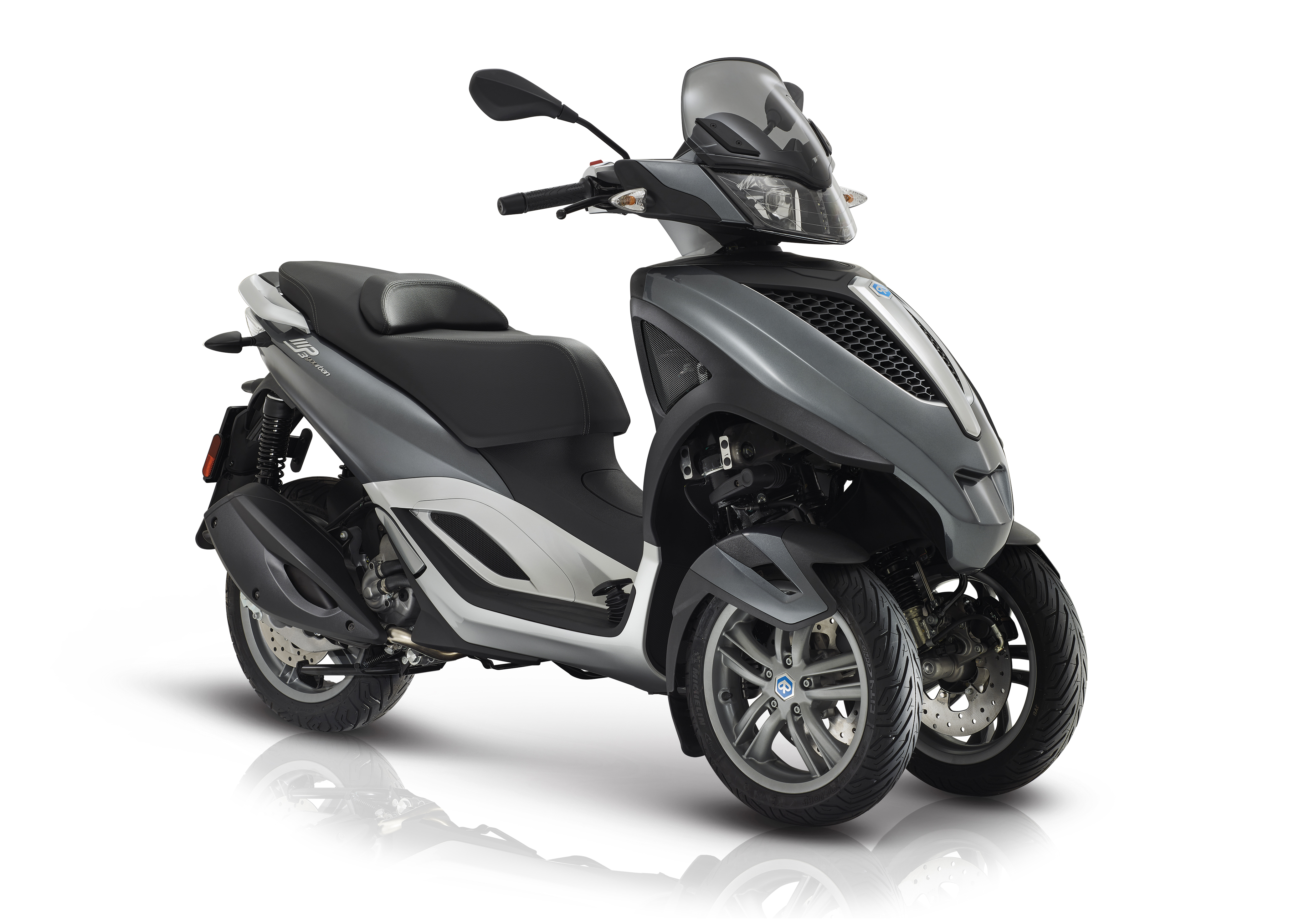 eigenaar mot Begin Piaggio MP3 300 HPE Grigio Ardesia scooters leasen? Piaggio MP3 300 HPE Grigio Ardesia scooterlease vanaf €148 bij Lease-je-Scooter. eigenaar mot Begin Piaggio MP3 300 HPE Grigio Ardesia scooters leasen? Piaggio MP3 300 HPE Grigio Ardesia scooterlease vanaf €148 bij Lease-je-Scooter.