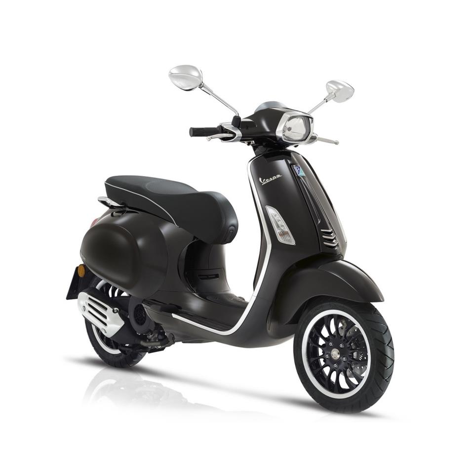 Vespa Sprint Euro 5 Glans Zwart 