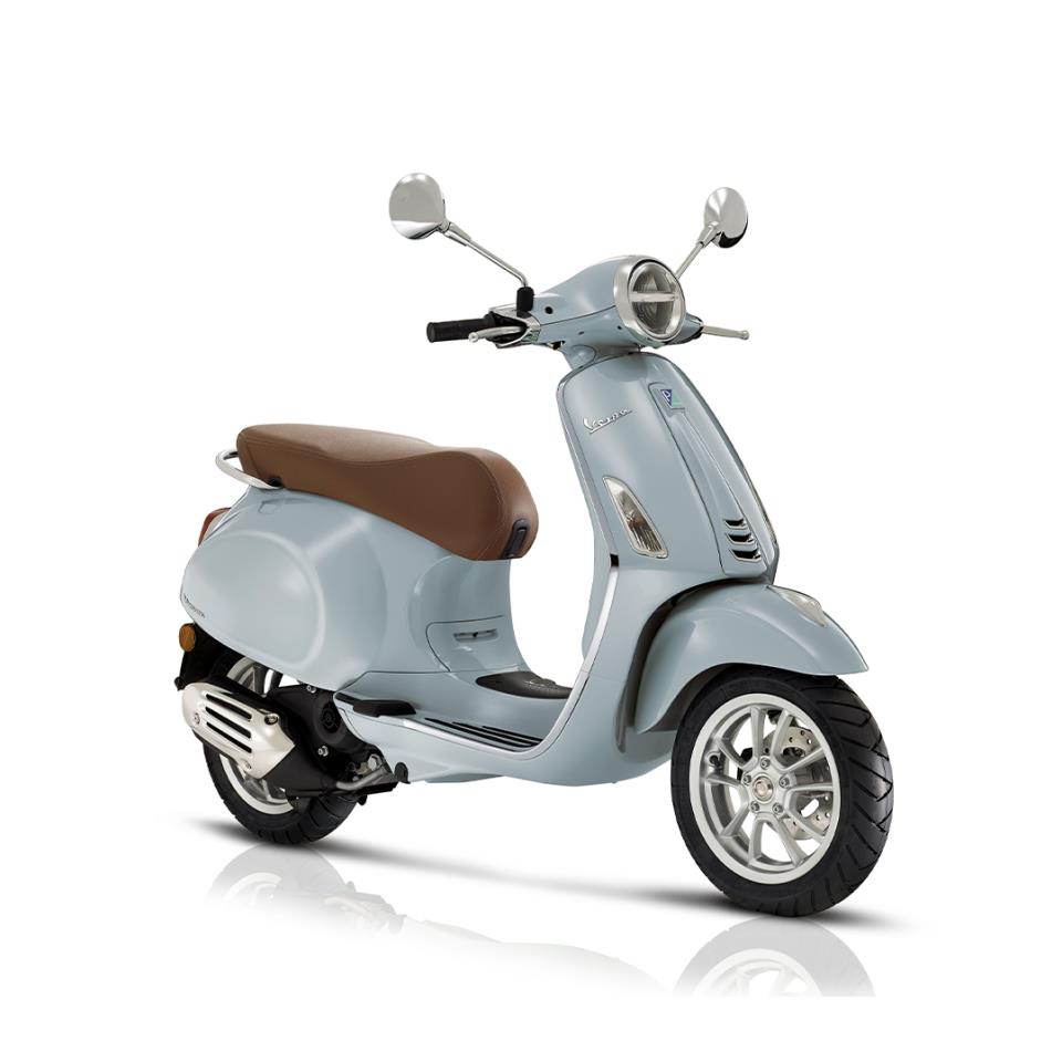 Vespa Primavera euro 5 Licht Blauw 